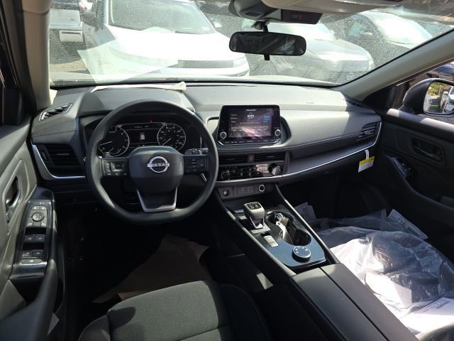 New 2026 Nissan Rogue S image 5