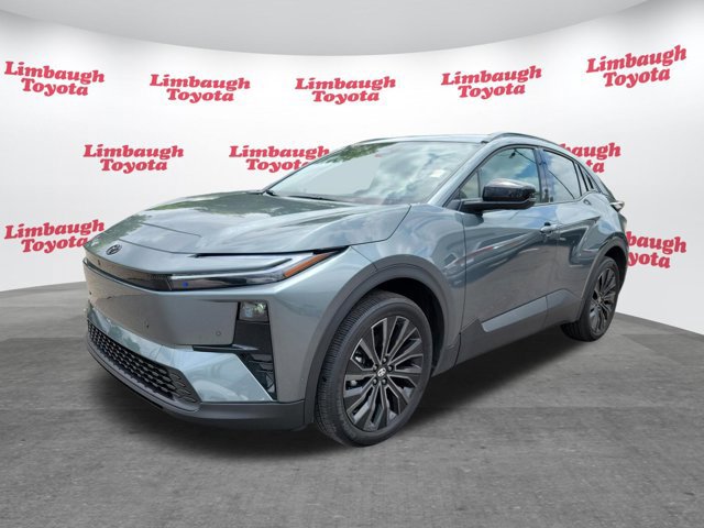 Used 2026 Toyota C-HR AWD/4WD image 20