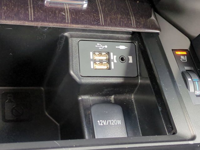 Certified 2023 Lexus GX 460 Premium w/ Premium Package image 22