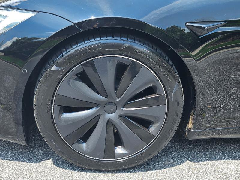 Used 2022 Tesla Model S AWD/4WD image 18