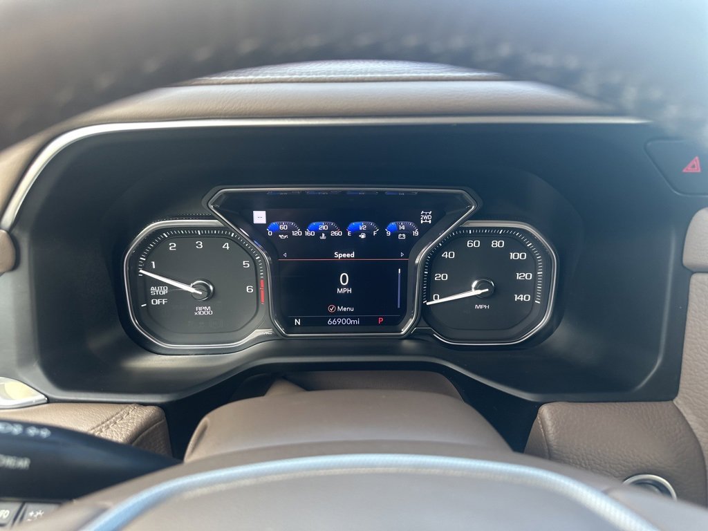 Certified 2021 GMC Yukon Denali w/ Denali Premium Package image 2