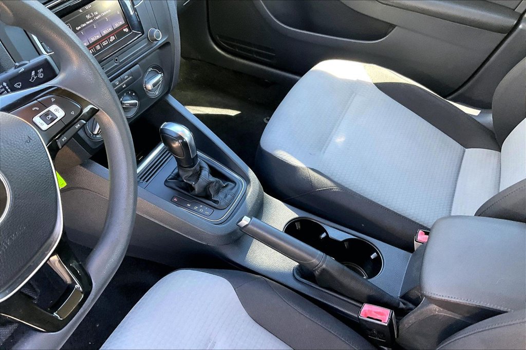 Used 2017 Volkswagen Jetta S FWD image 17