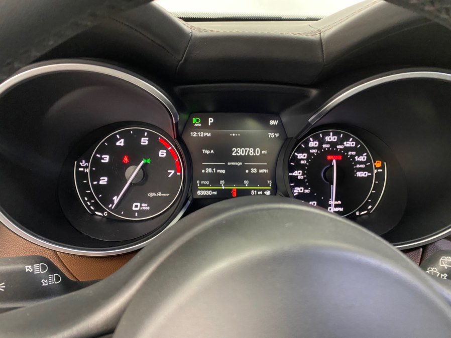 Used 2019 Alfa Romeo Stelvio Ti AWD/4WD image 31