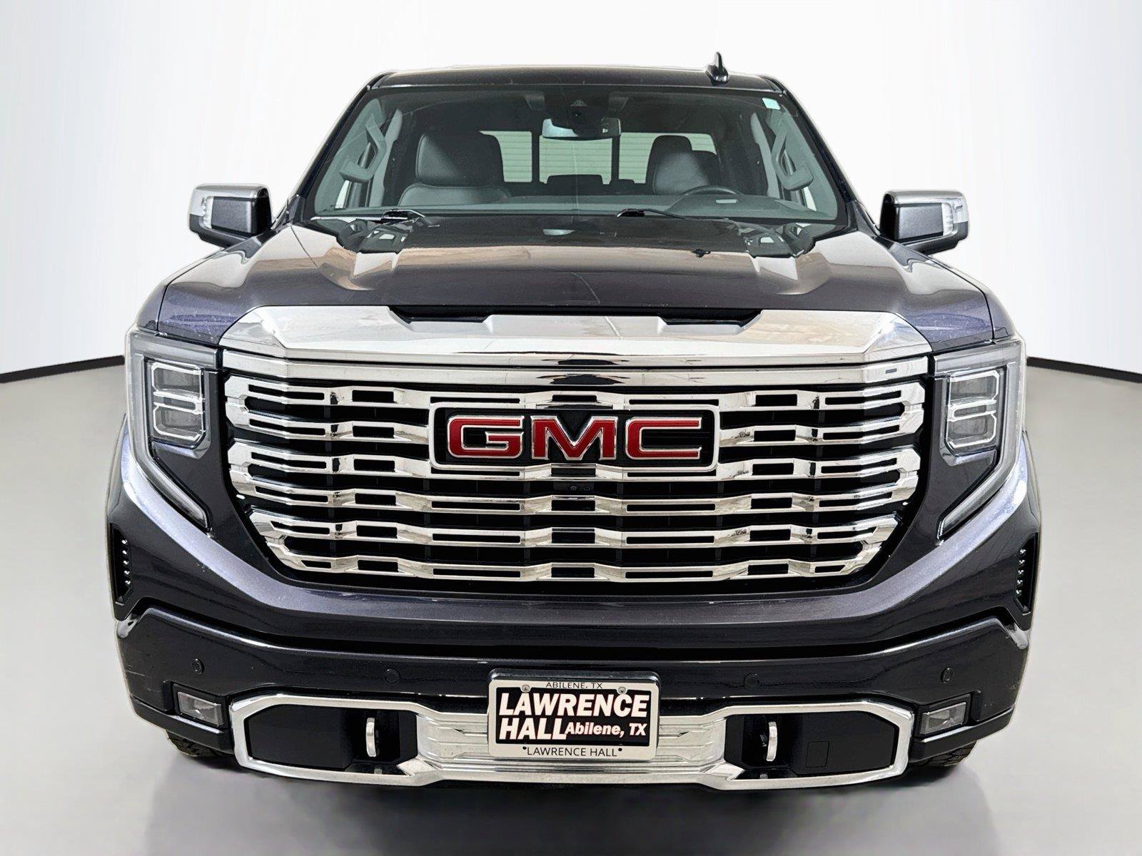 Used 2022 GMC Sierra 1500 Denali AWD/4WD image 2