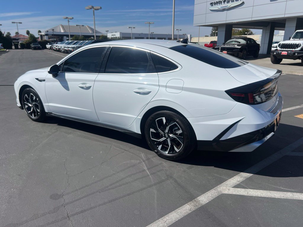 Used 2025 Hyundai Sonata SEL FWD image 13