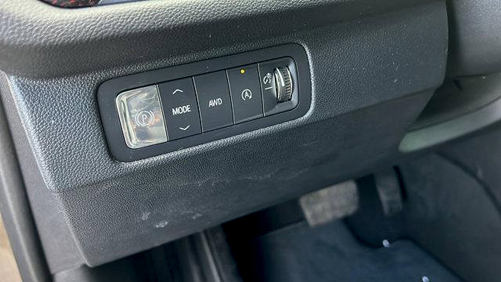 Certified 2025 Chevrolet Traverse Z71 w/ Enhanced Driving Package image 31