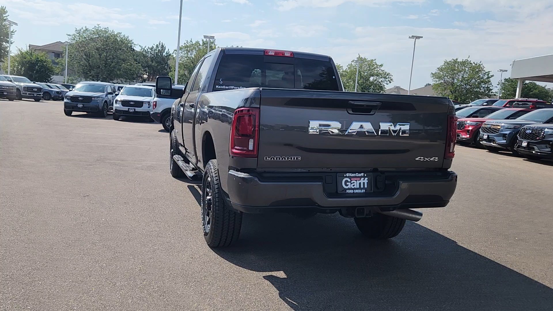 Used 2025 RAM 2500 Laramie AWD/4WD image 9