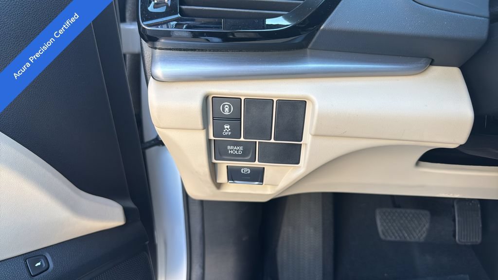 Used 2024 Acura RDX SH-AWD image 33