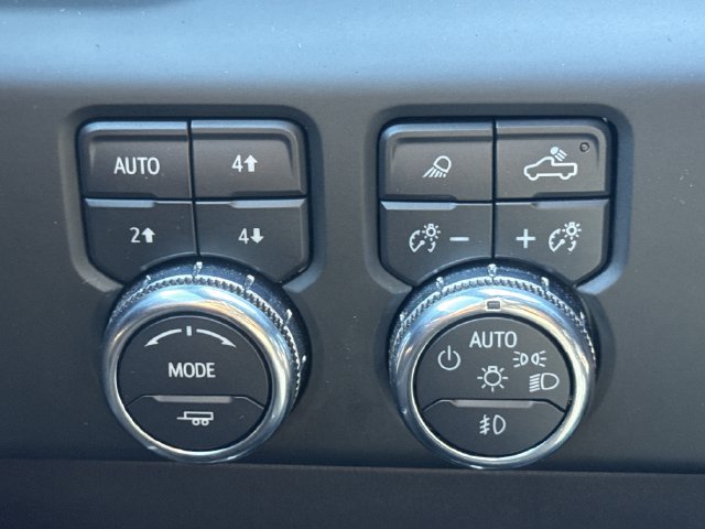 Used 2023 GMC Sierra 1500 AT4X AWD/4WD image 30
