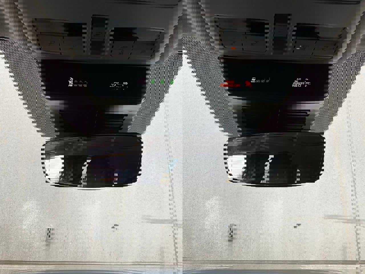 Used 2025 MAZDA CX-50 AWD 2.5 S w/ Premium Package image 18