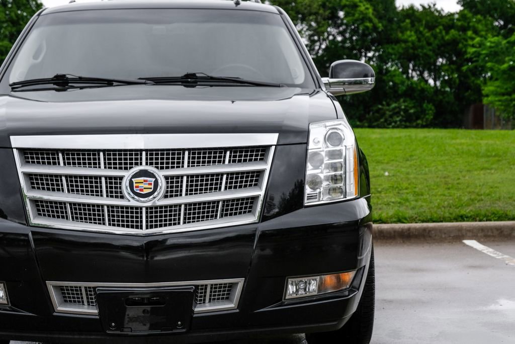 Used 2013 Cadillac Escalade Platinum AWD/4WD image 67