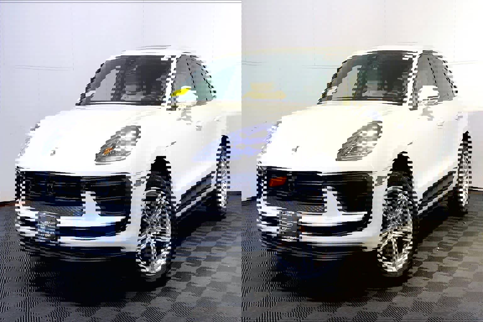 Used 2025 Porsche Macan