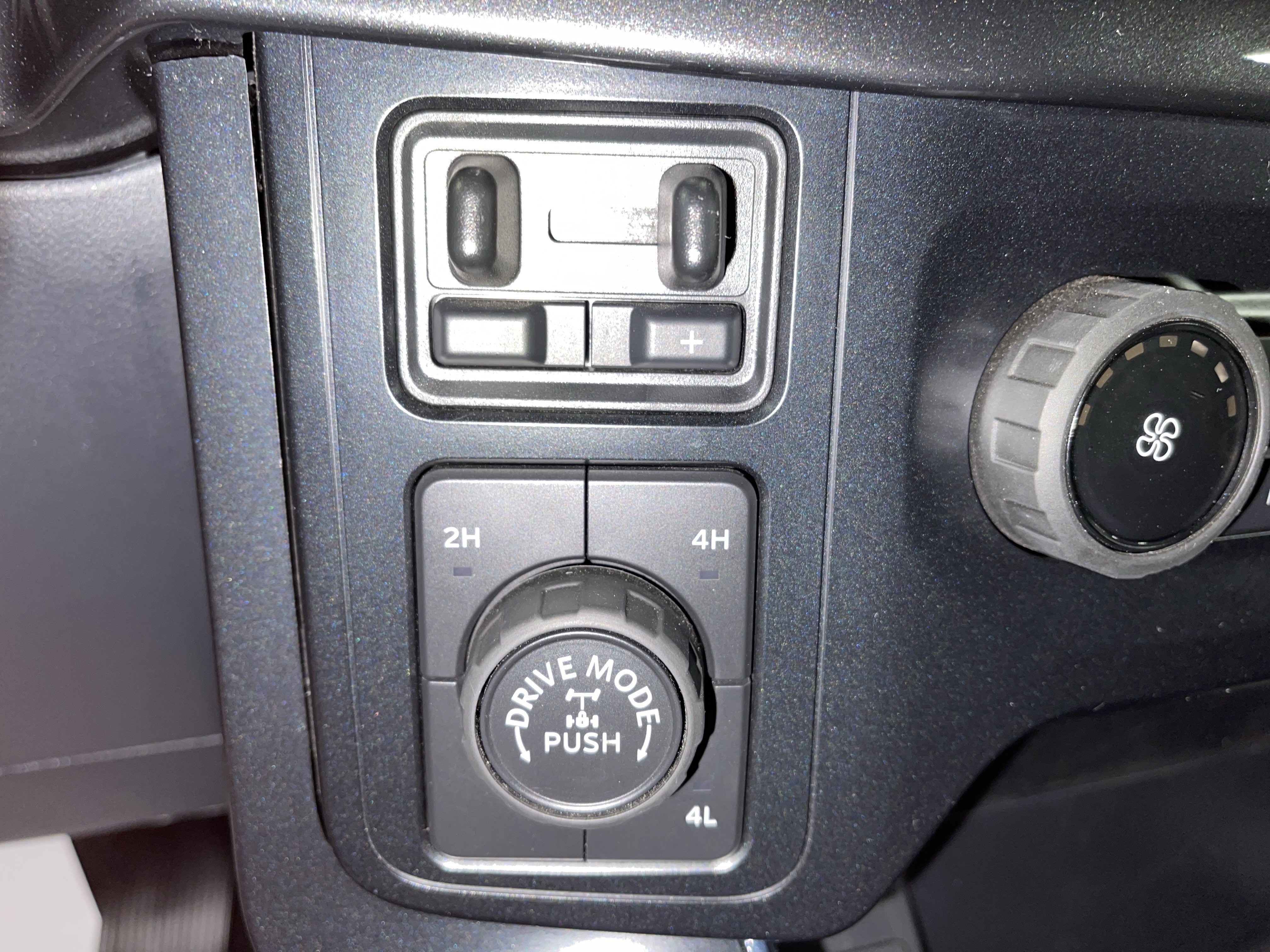 Used 2022 Ford F150 XL w/ STX Appearance Package image 29