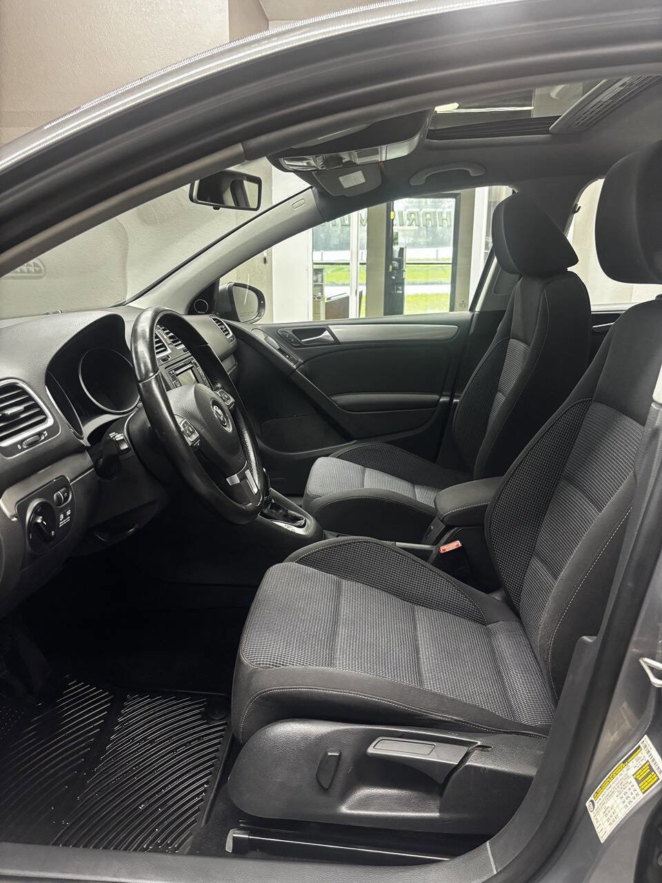 Used 2013 Volkswagen Golf TDI FWD image 18
