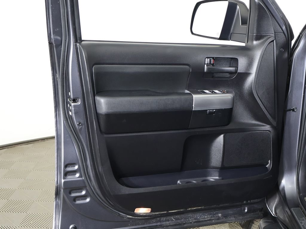 Used 2018 Toyota Sequoia TRD Sport image 25