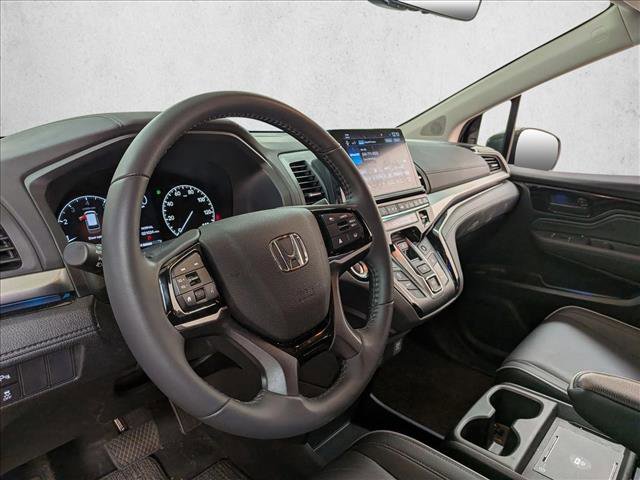 Used 2025 Honda Odyssey Touring image 9