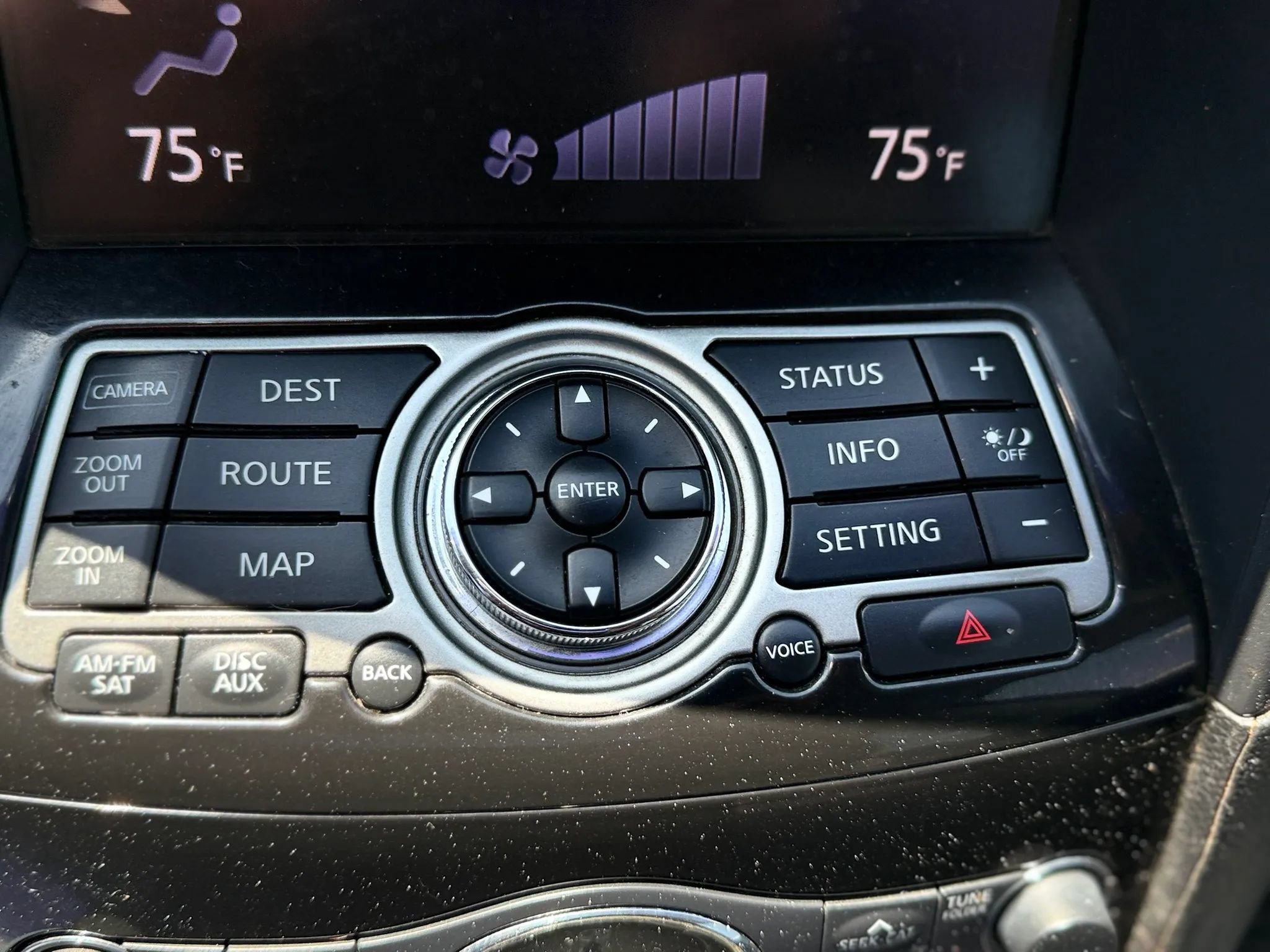 Used 2012 INFINITI FX35 2WD w/ Premium Pkg image 12
