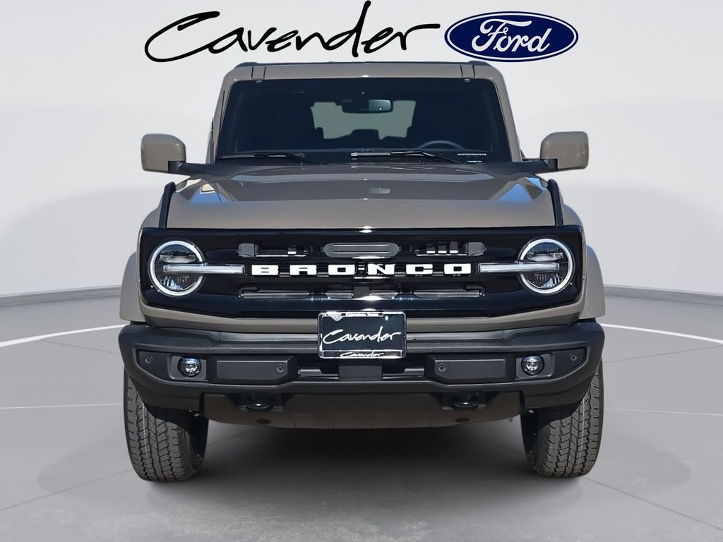 New 2026 Ford Bronco Outer Banks image 9