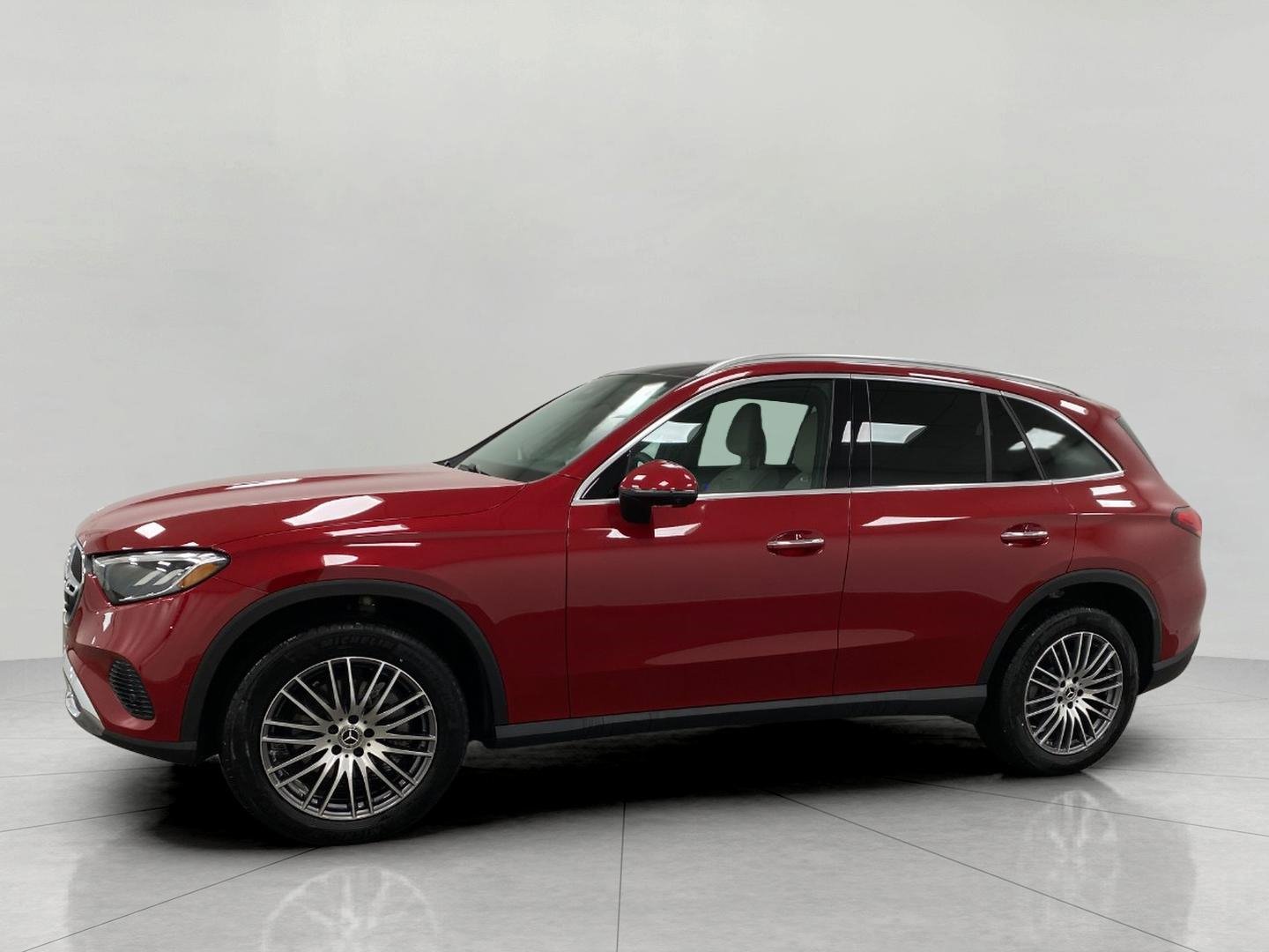 Certified 2026 Mercedes-Benz GLC 300 4MATIC image 8