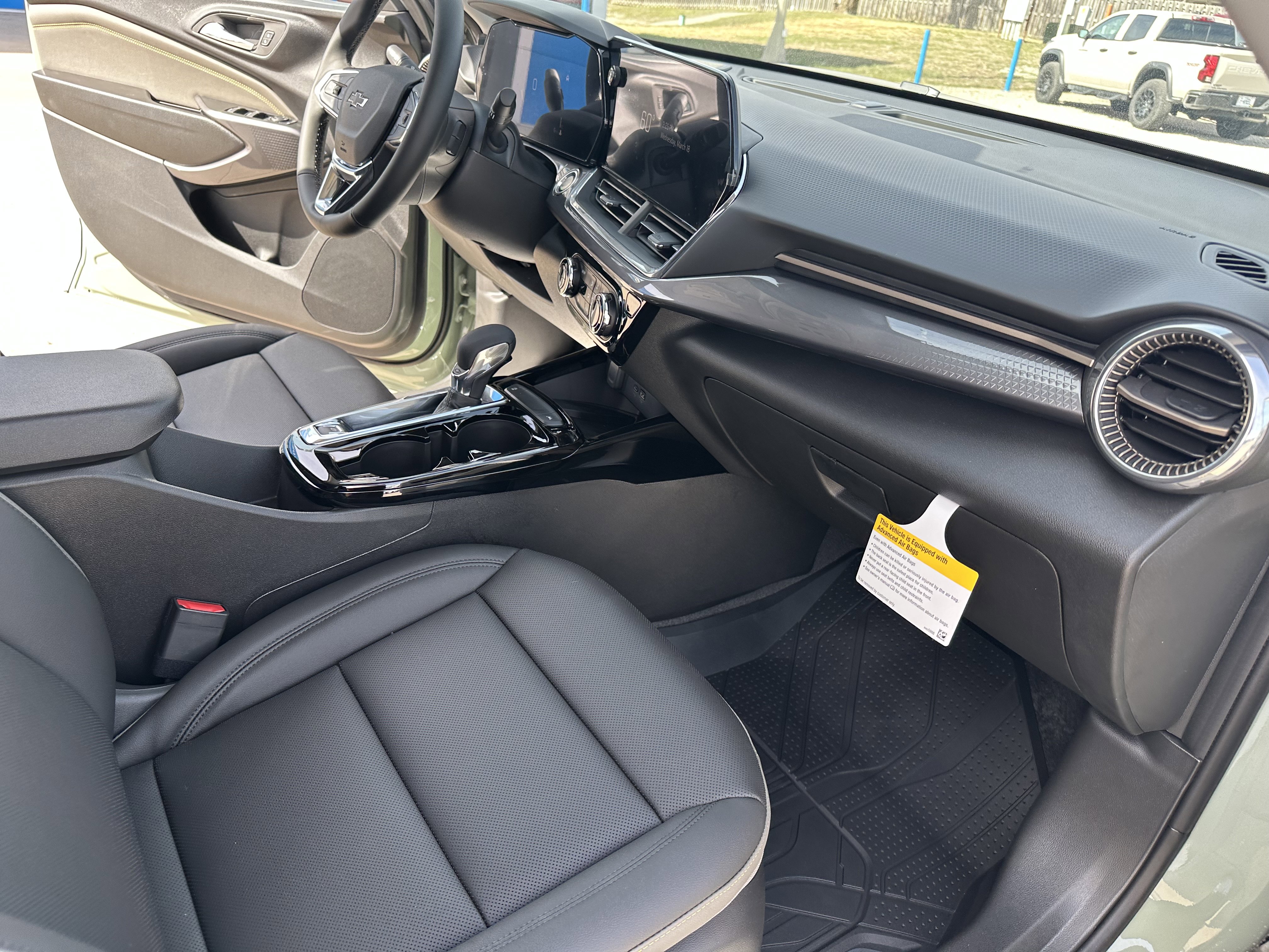 New 2026 Chevrolet Trax ACTIV w/ Sunroof Package image 31