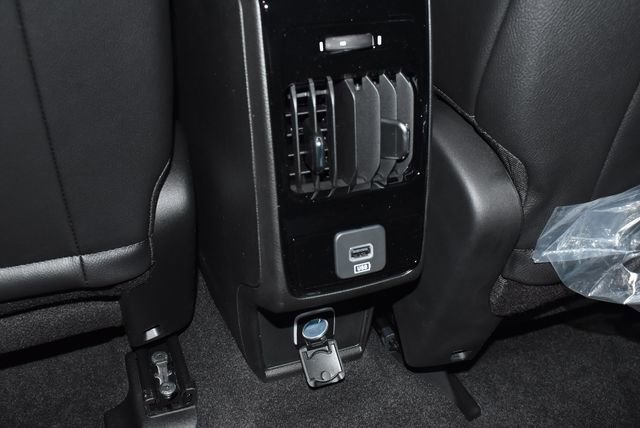 New 2026 Jeep Compass Limited image 26