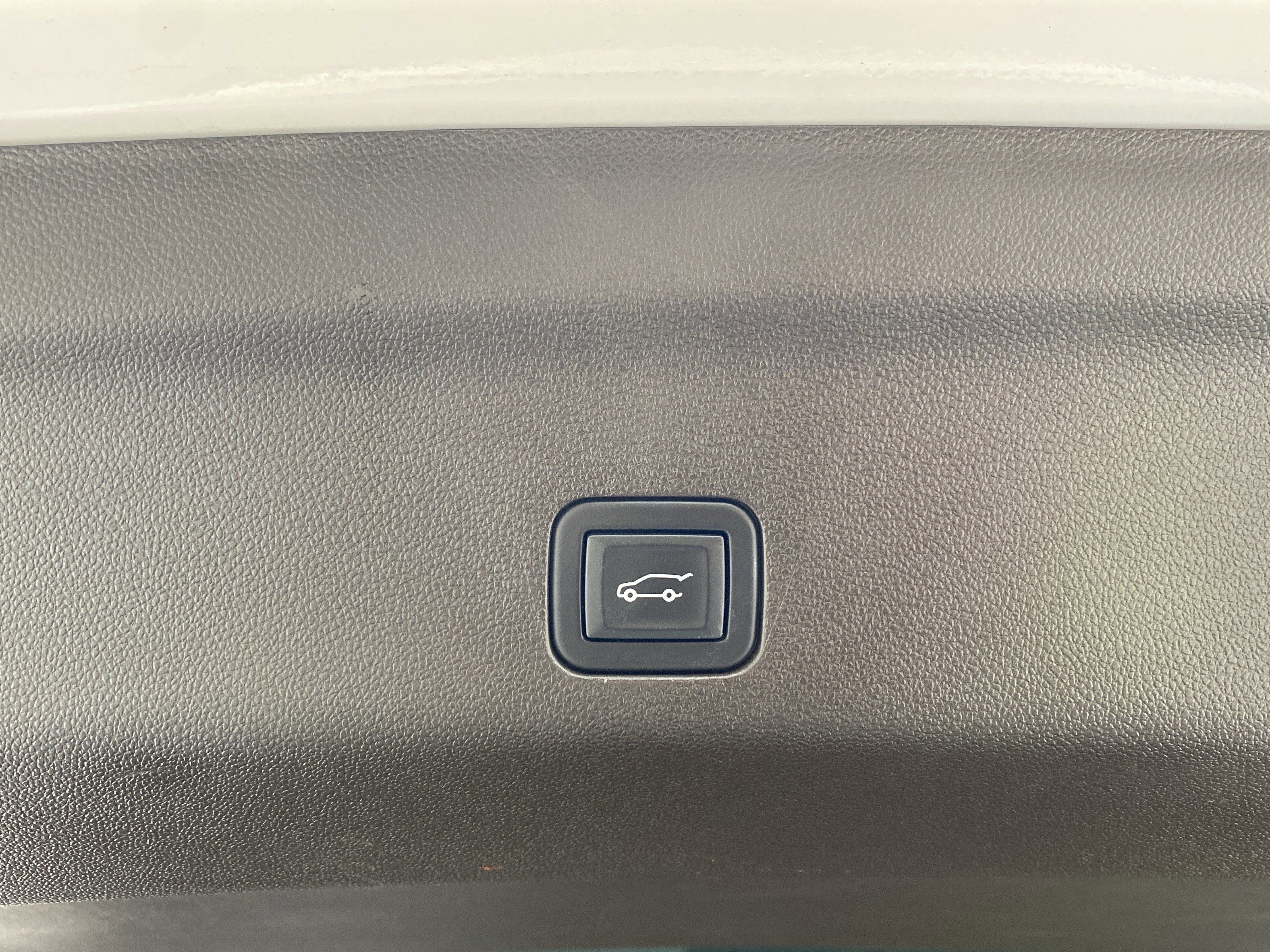 Used 2024 GMC Yukon Denali w/ Denali Reserve Package image 53