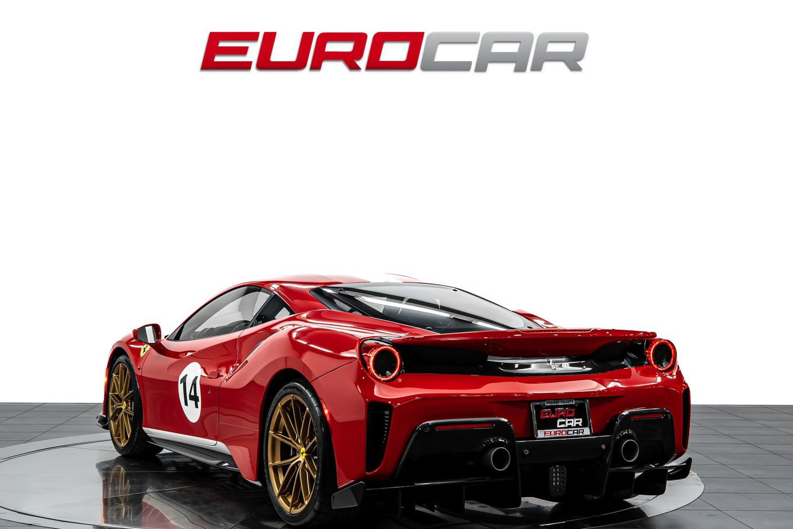 Used 2020 Ferrari 488 Pista Coupe RWD image 3