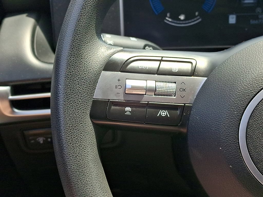 Used 2025 Hyundai Tucson SEL AWD/4WD image 21