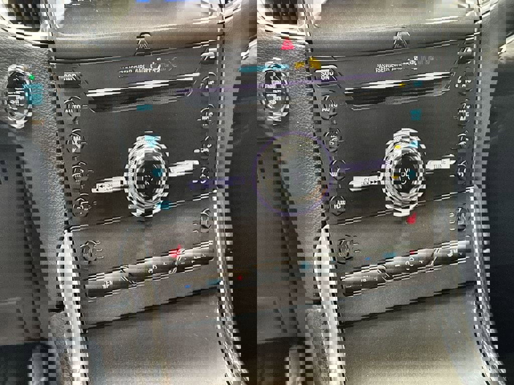 Used 2019 Ford Edge ST w/ Convenience Package image 22