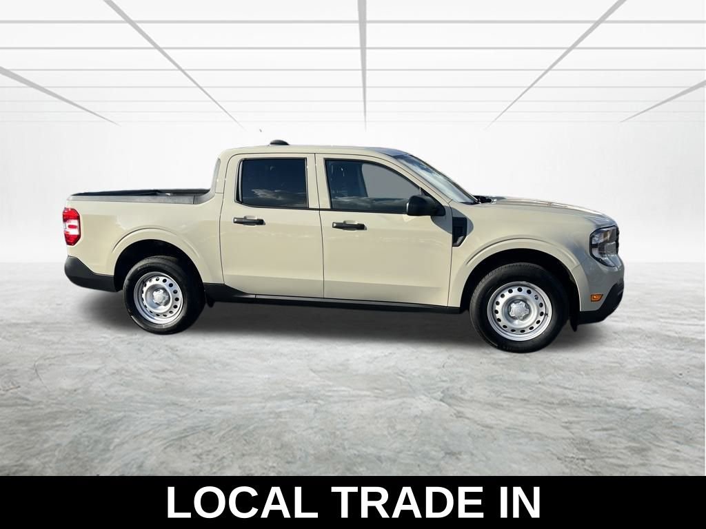 Used 2025 Ford Maverick XL image 3