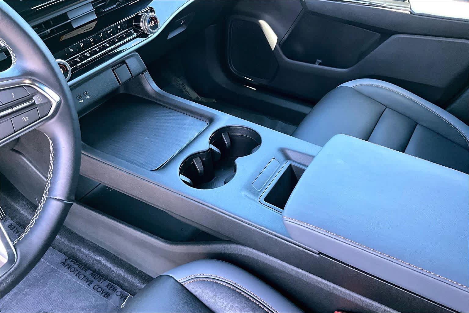 Used 2025 Honda Prologue Touring image 16