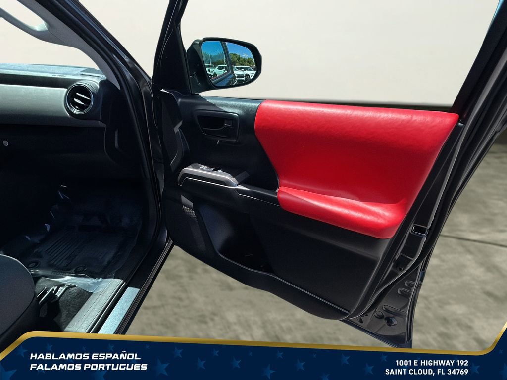Used 2022 Toyota Tacoma SR5 RWD image 33