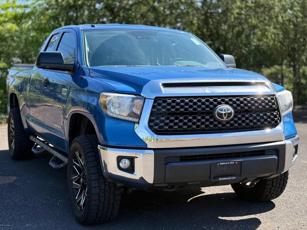 Used 2018 Toyota Tundra SR5 AWD/4WD image 7