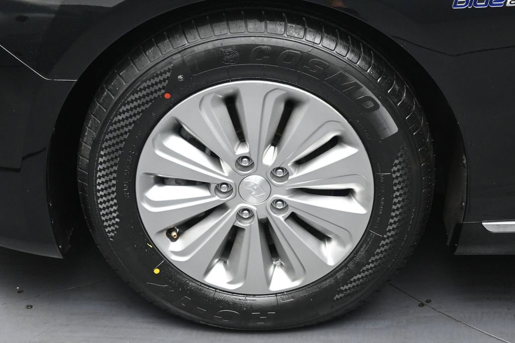 Used 2016 Hyundai Sonata SE FWD image 34