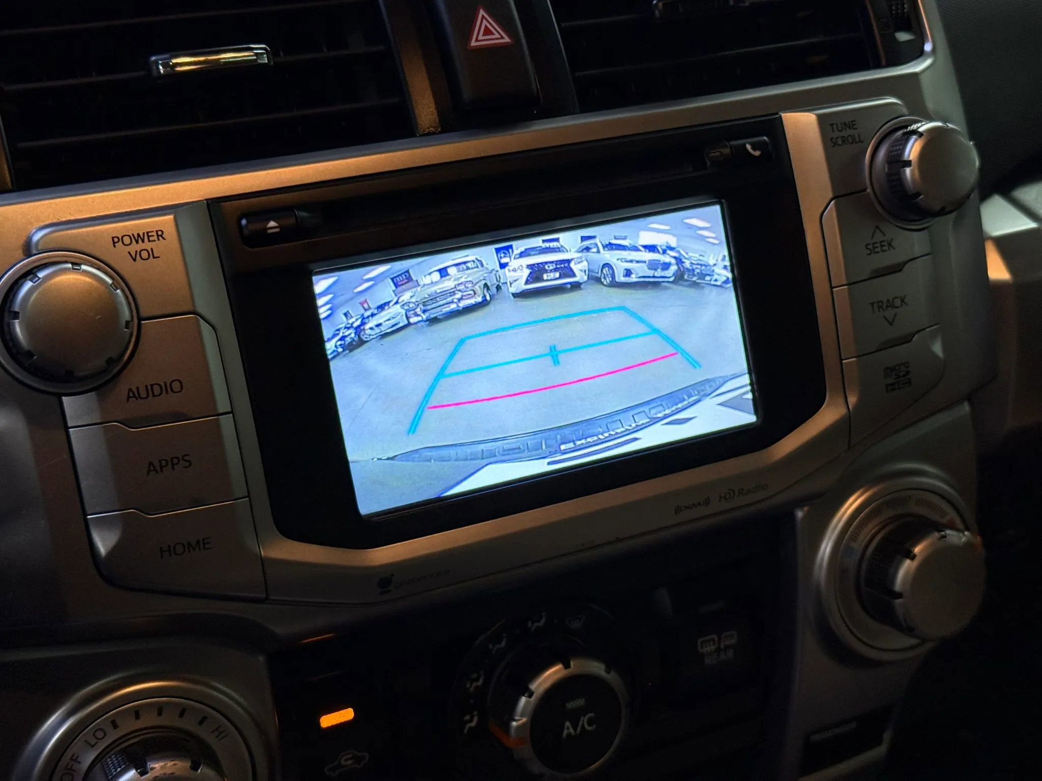 Used 2018 Toyota 4Runner SR5 Premium RWD image 27