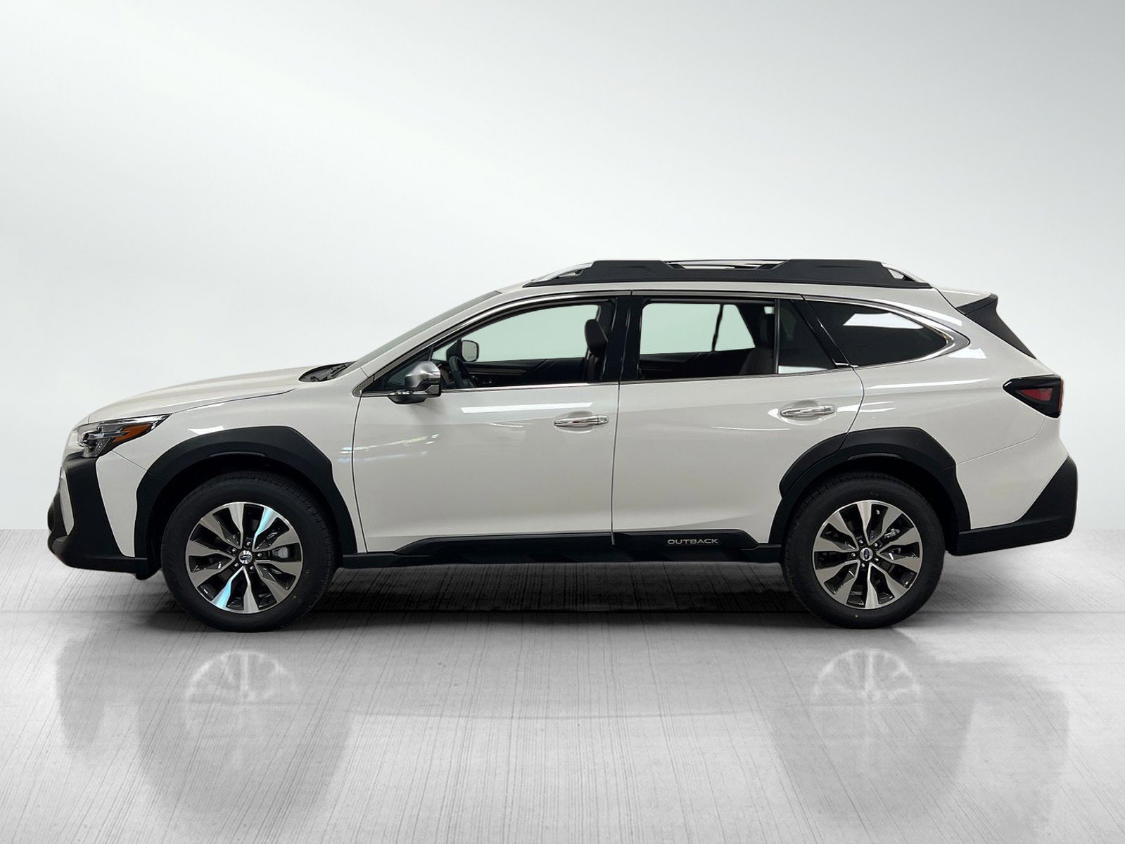 New 2025 Subaru Outback Touring image 3