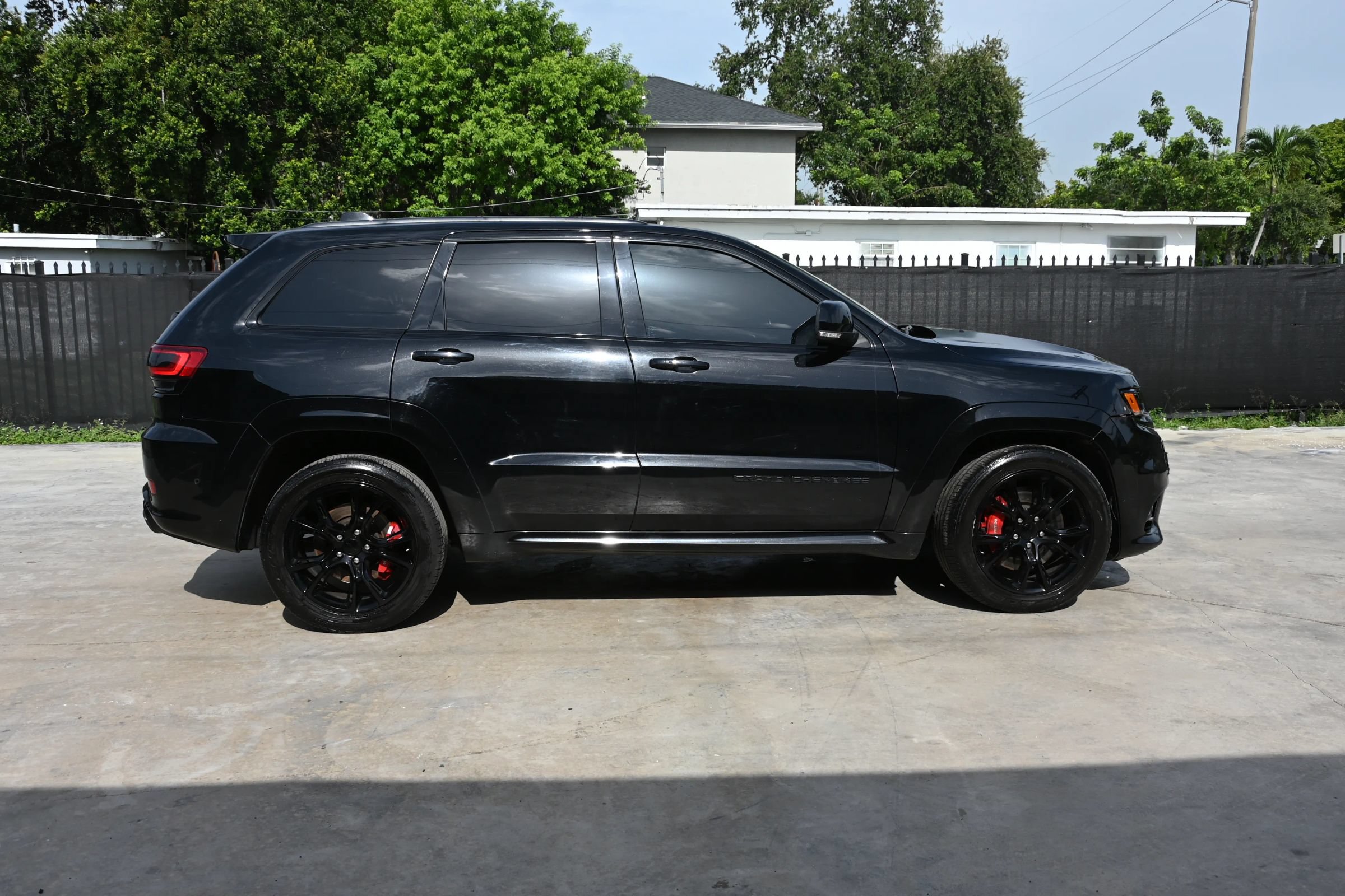 Used 2020 Jeep Grand Cherokee SRT AWD/4WD image 7