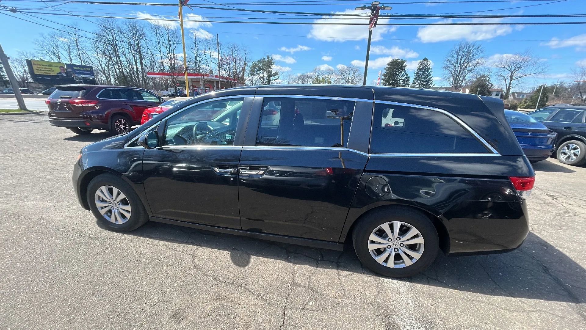 Used 2016 Honda Odyssey SE image 8