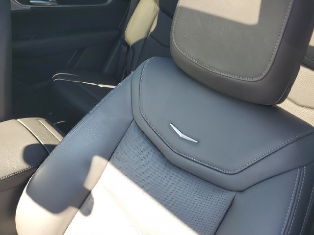 Certified 2024 Cadillac XT5 Premium Luxury AWD/4WD image 14