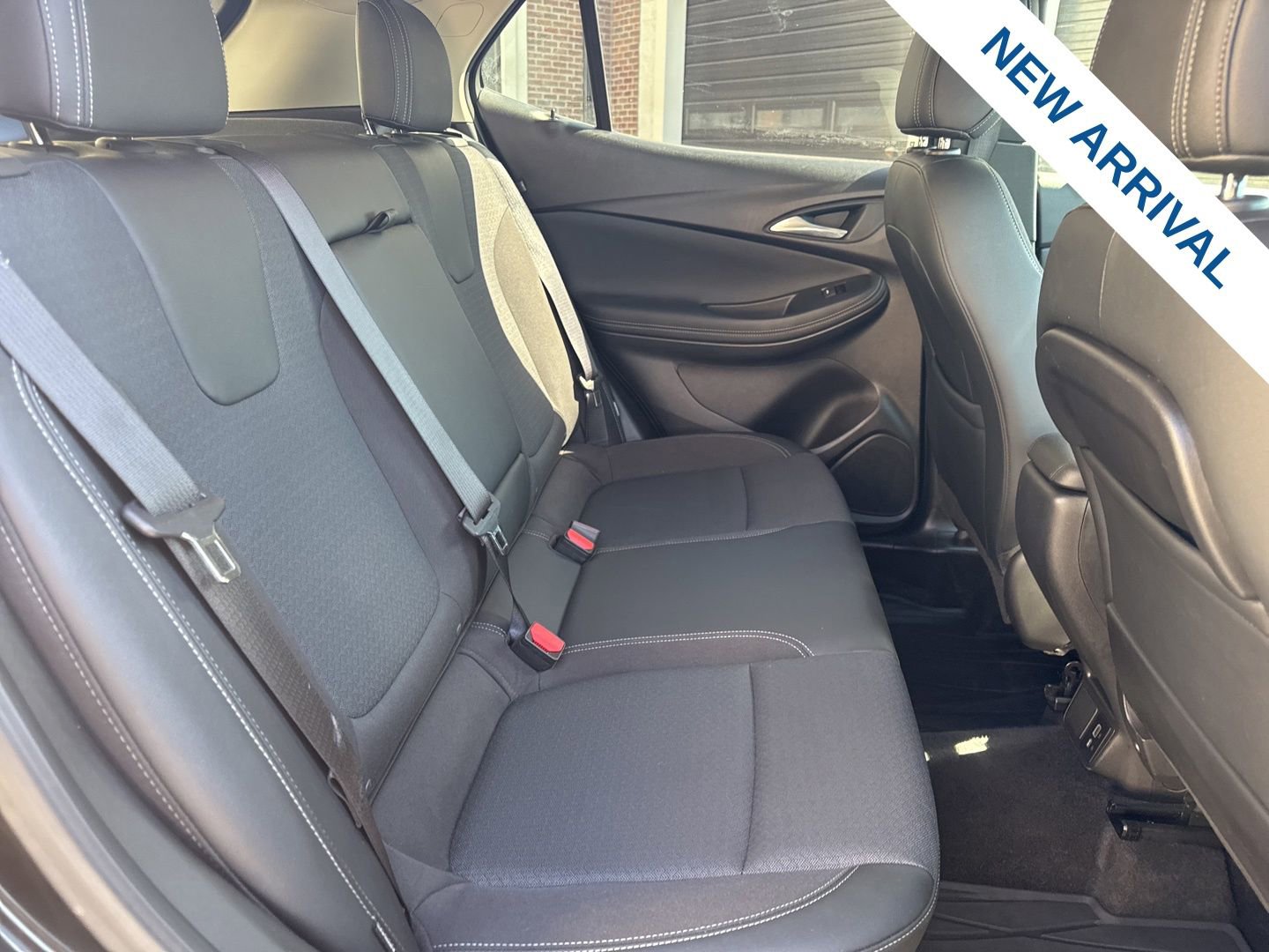 Used 2021 Buick Encore GX Select AWD/4WD image 11