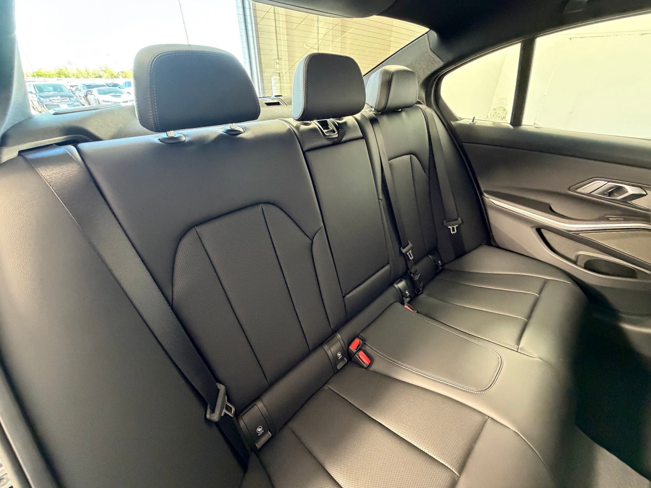 New 2026 BMW 330i Sedan w/ M Sport Package image 33