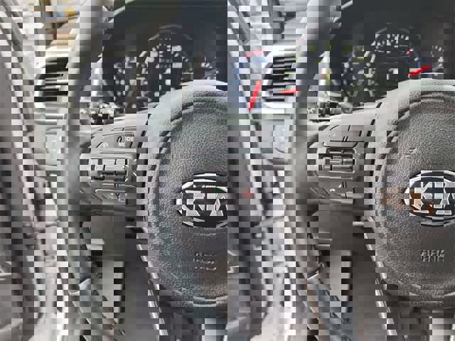 Used 2017 Kia Sorento SX image 22