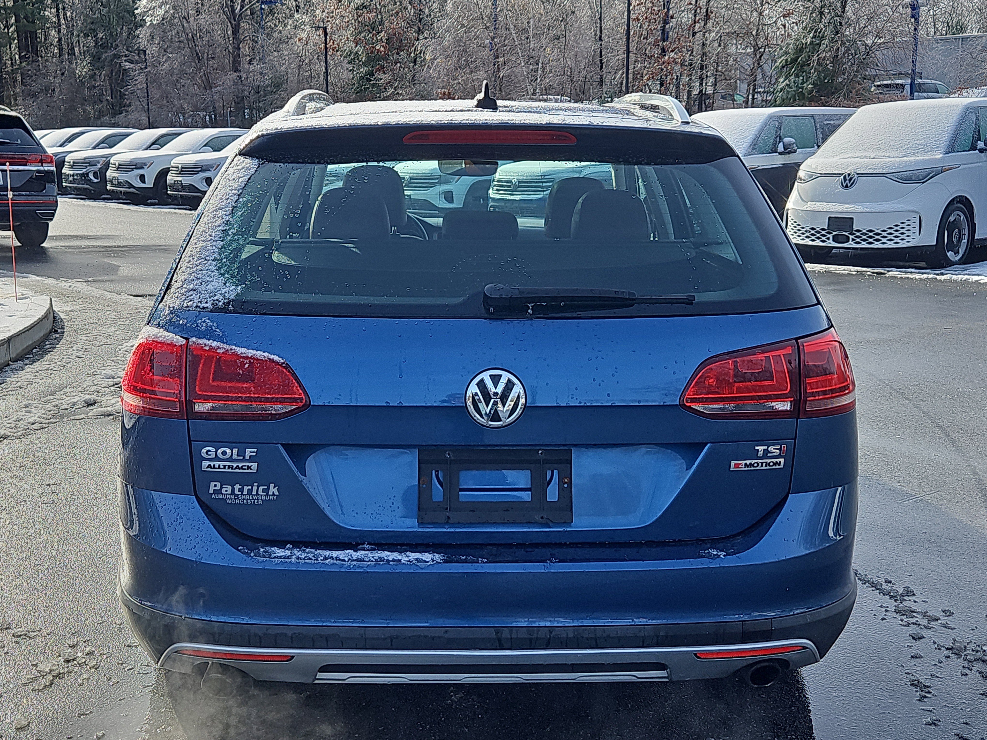 Used 2017 Volkswagen Golf Alltrack SE image 25