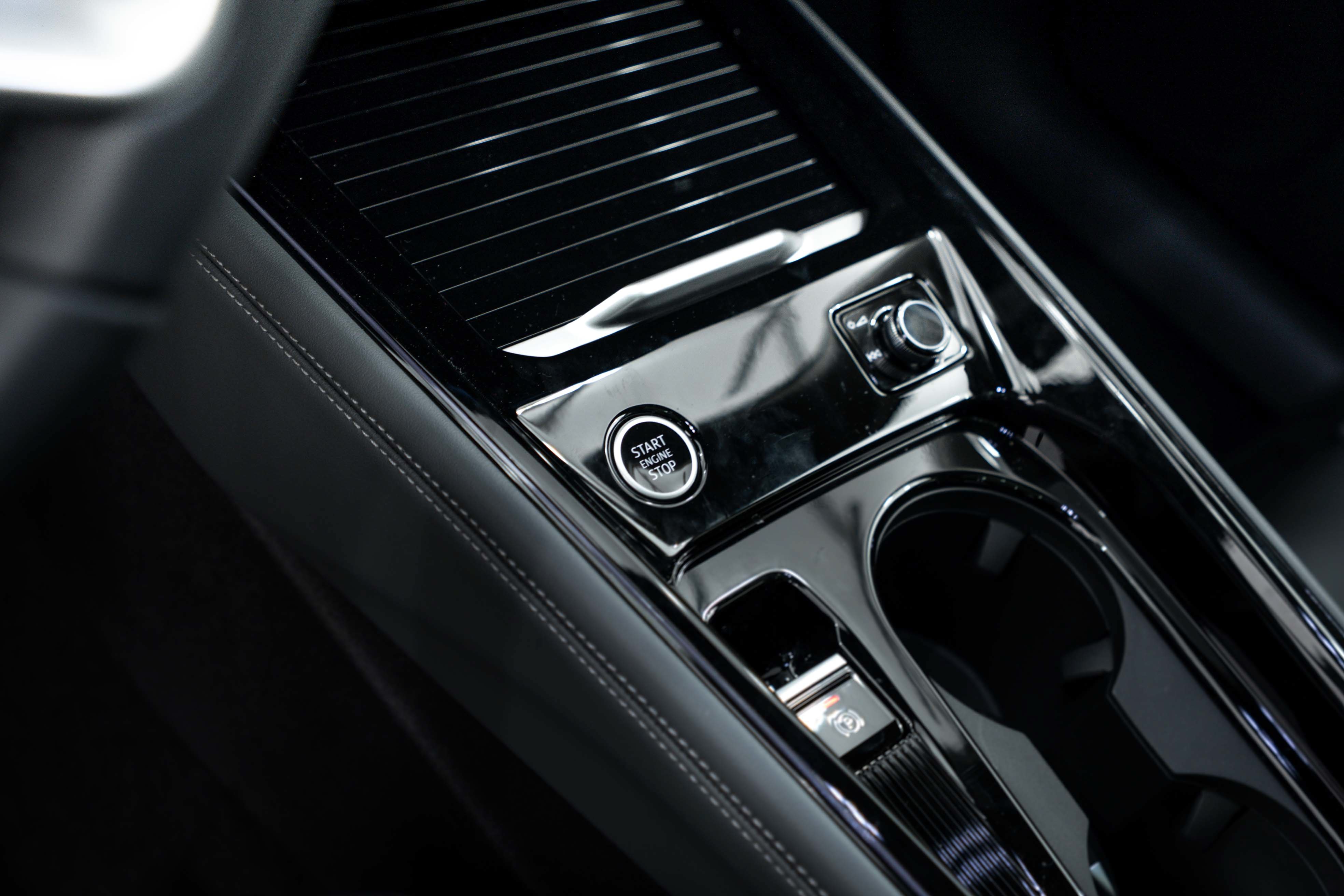 New 2026 Audi Q3 quattro 2.0T AWD/4WD image 12
