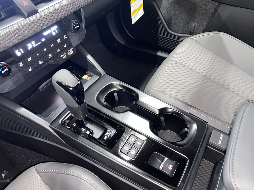 New 2026 Subaru Outback Limited XT AWD/4WD image 21