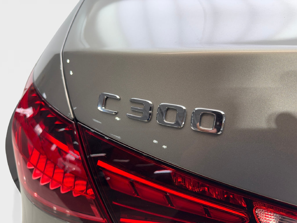 Used 2022 Mercedes-Benz C 300 Sedan image 24