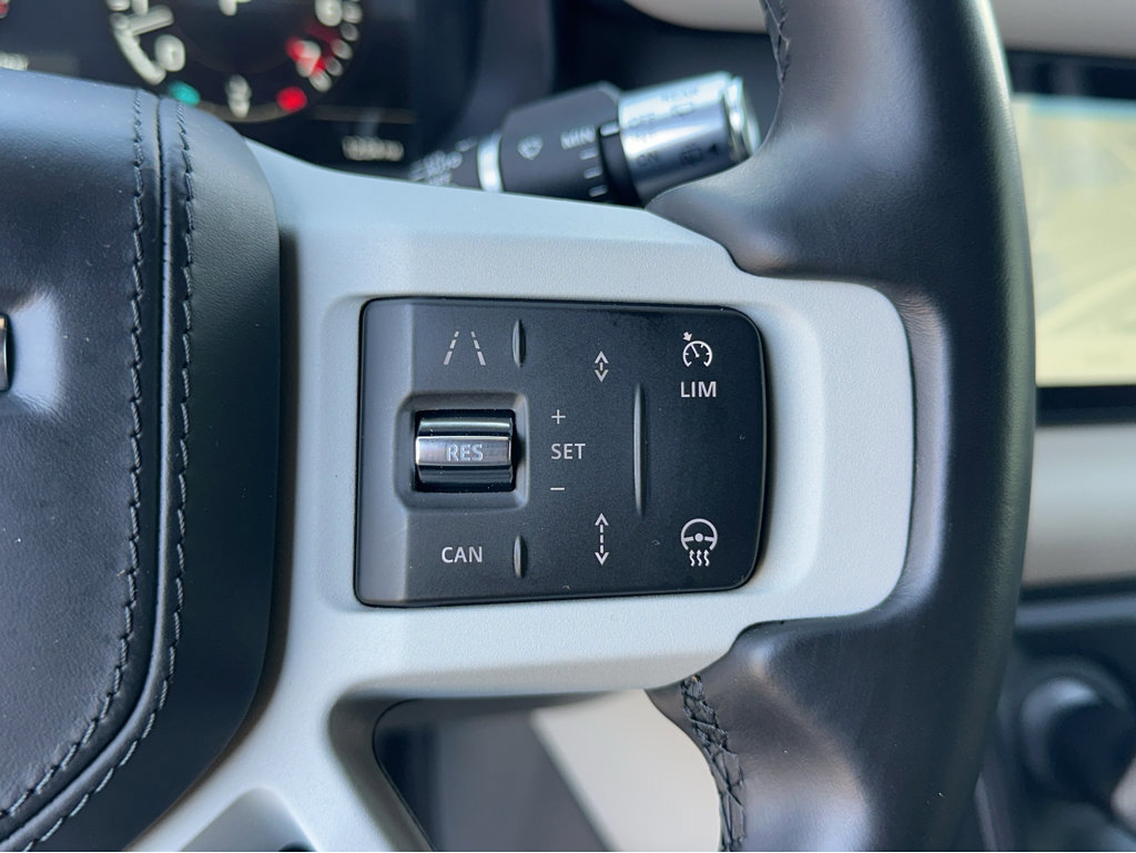 Used 2022 Land Rover Defender 110 X-Dynamic HSE image 23