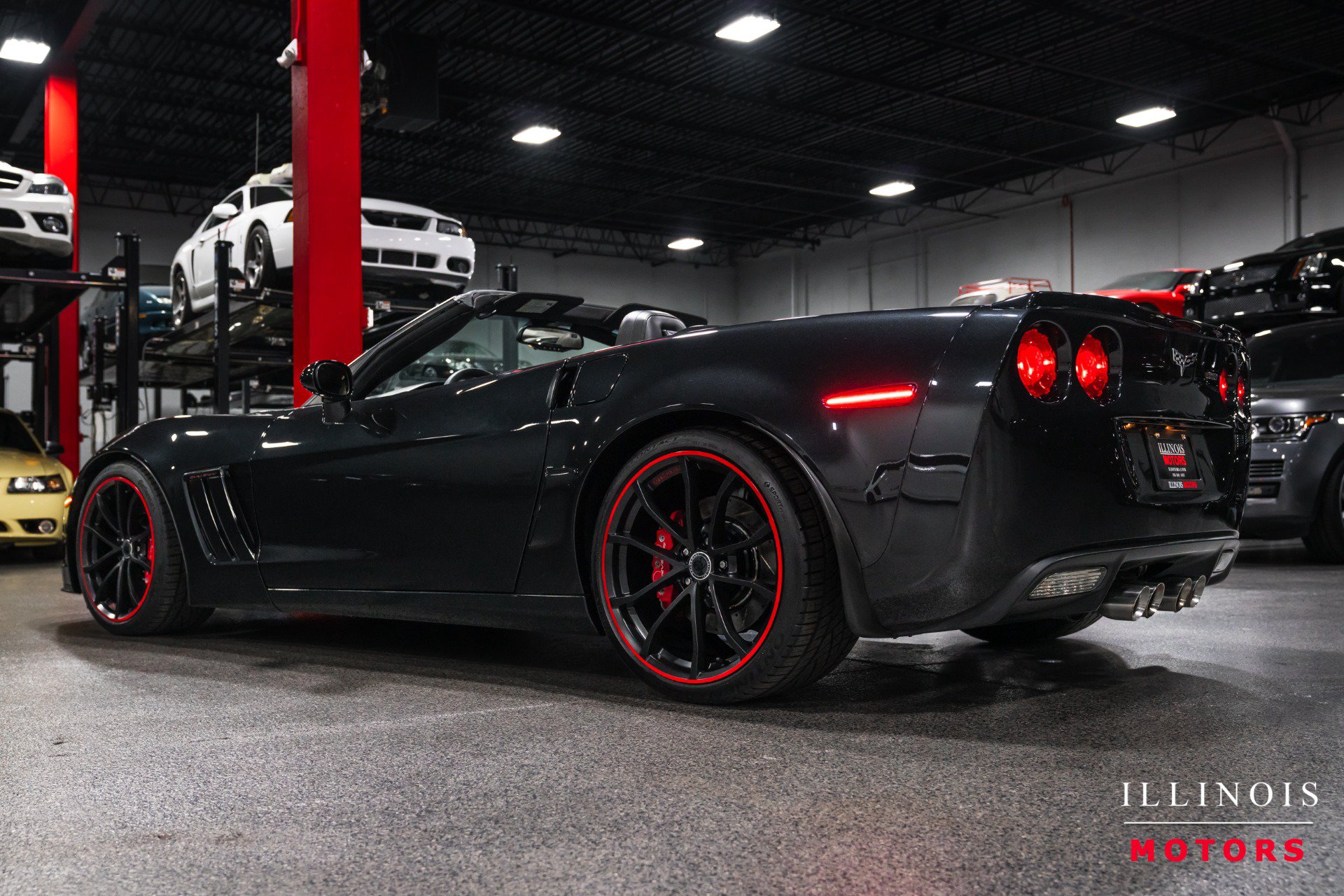 Used 2012 Chevrolet Corvette Grand Sport w/ 3LT Preferred Equipment Group RWD image 3