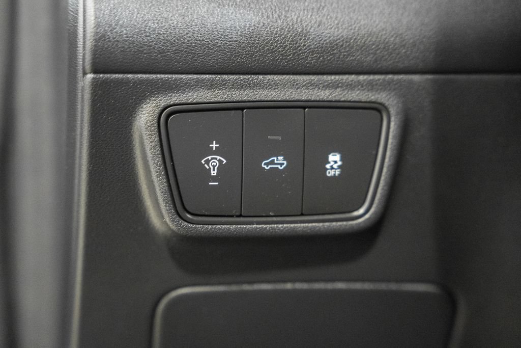 Used 2024 Hyundai Santa Cruz Night AWD/4WD image 43