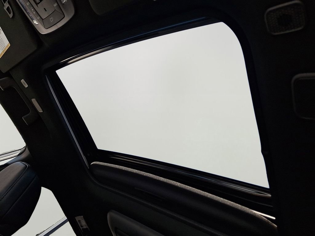 Used 2025 Toyota Sienna Platinum image 15